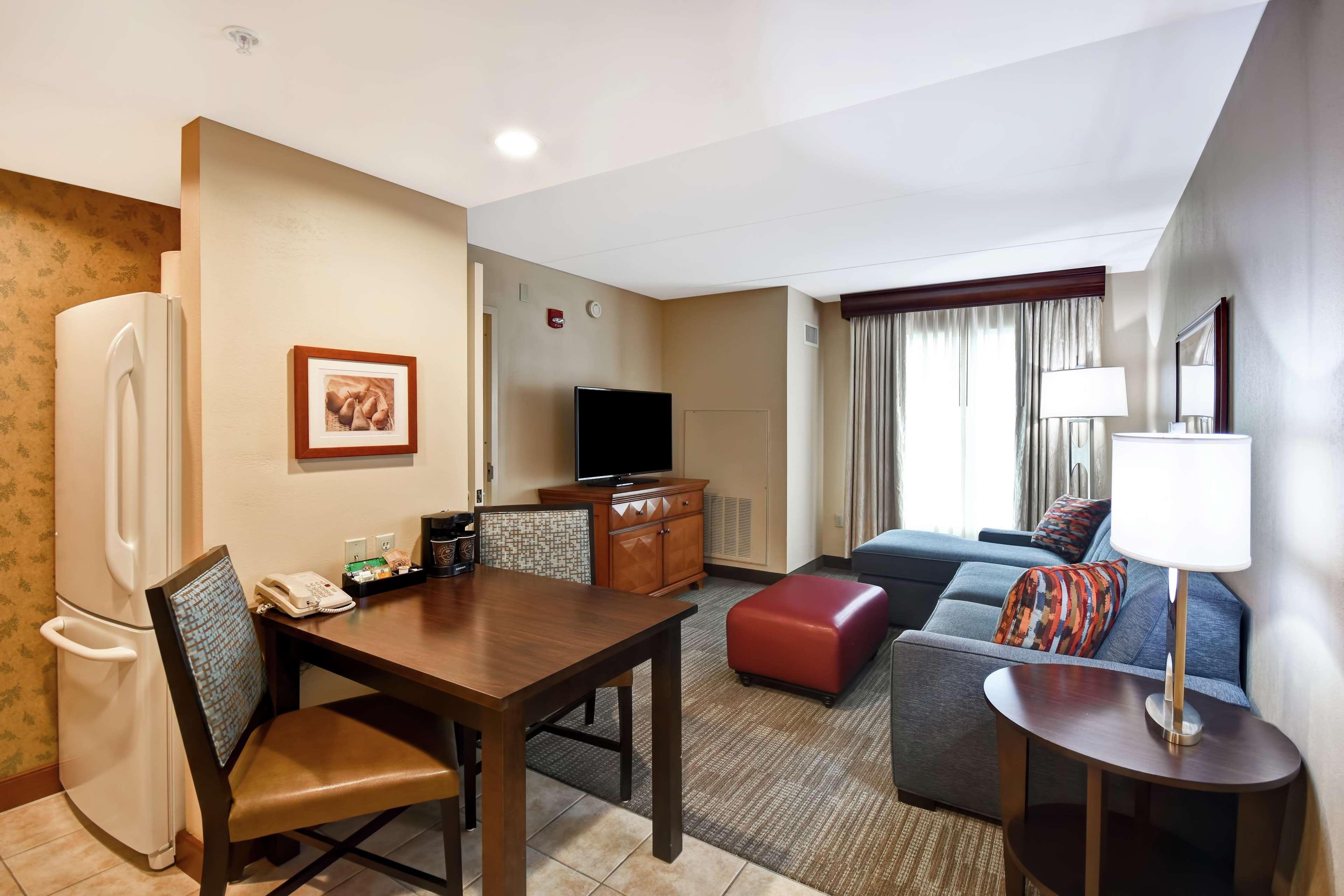 Homewood Suites By Hilton Lancaster Rohrerstown Exteriör bild
