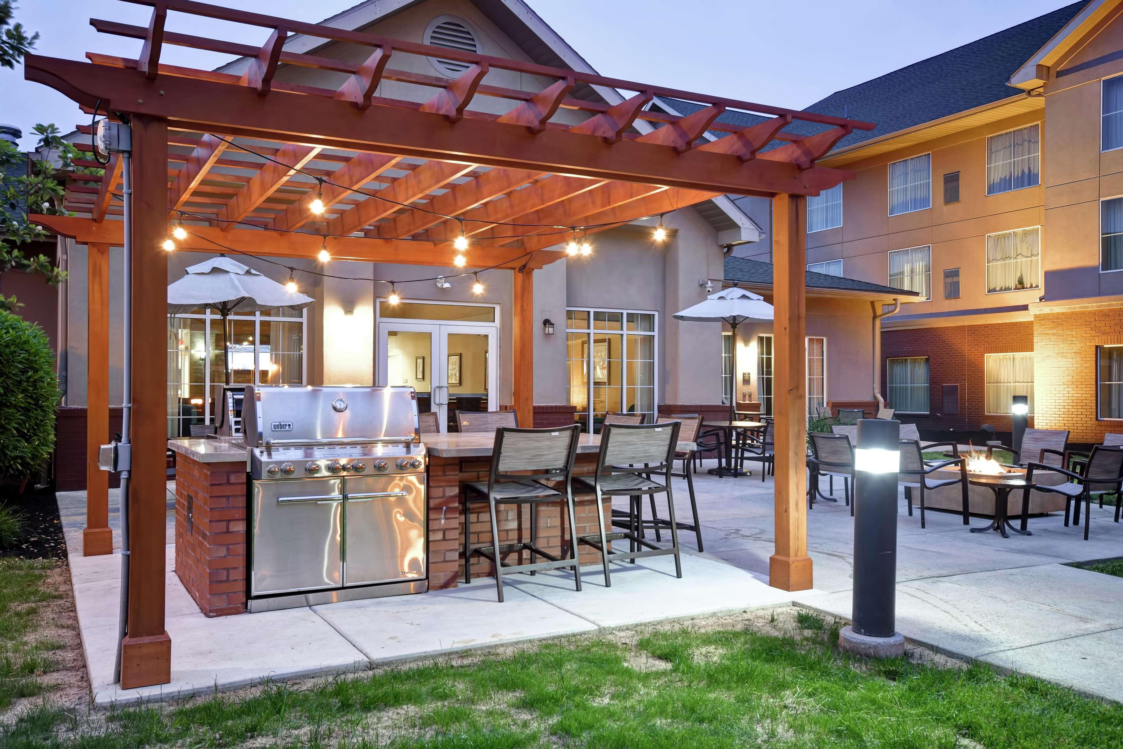 Homewood Suites By Hilton Lancaster Rohrerstown Exteriör bild