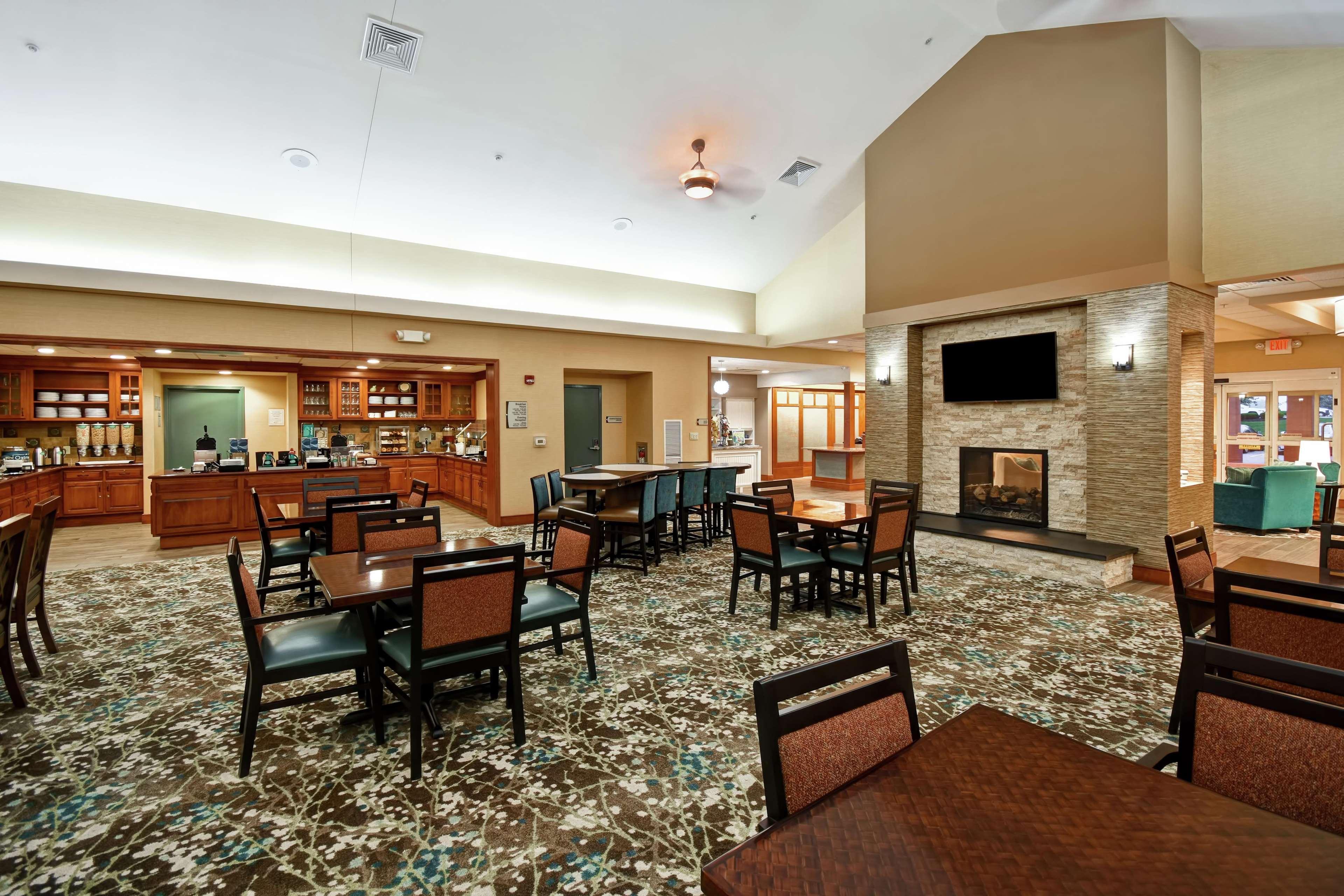 Homewood Suites By Hilton Lancaster Rohrerstown Exteriör bild