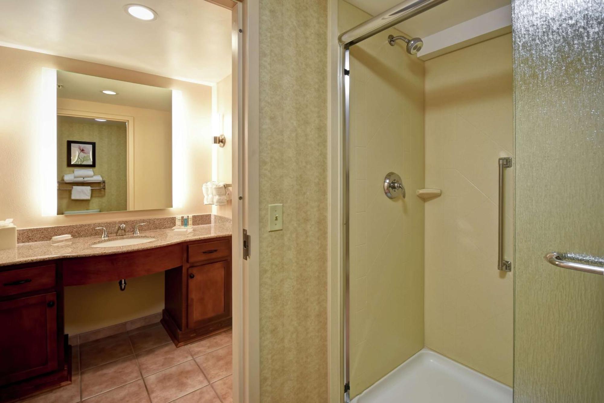 Homewood Suites By Hilton Lancaster Rohrerstown Exteriör bild